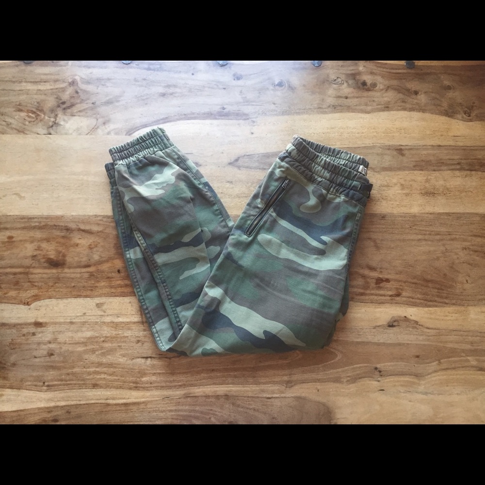 Camo pants